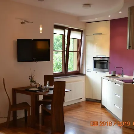 Apartament Parkowa Polana Z Ogrodem * פולניסה-ז'דוז'